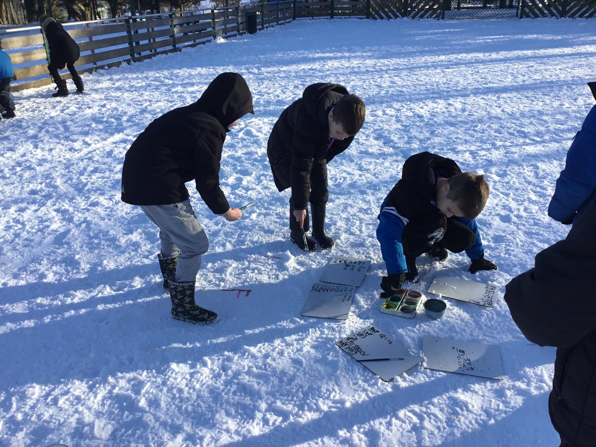 P3/4 loved practising their spelling words in the the snow with paint.