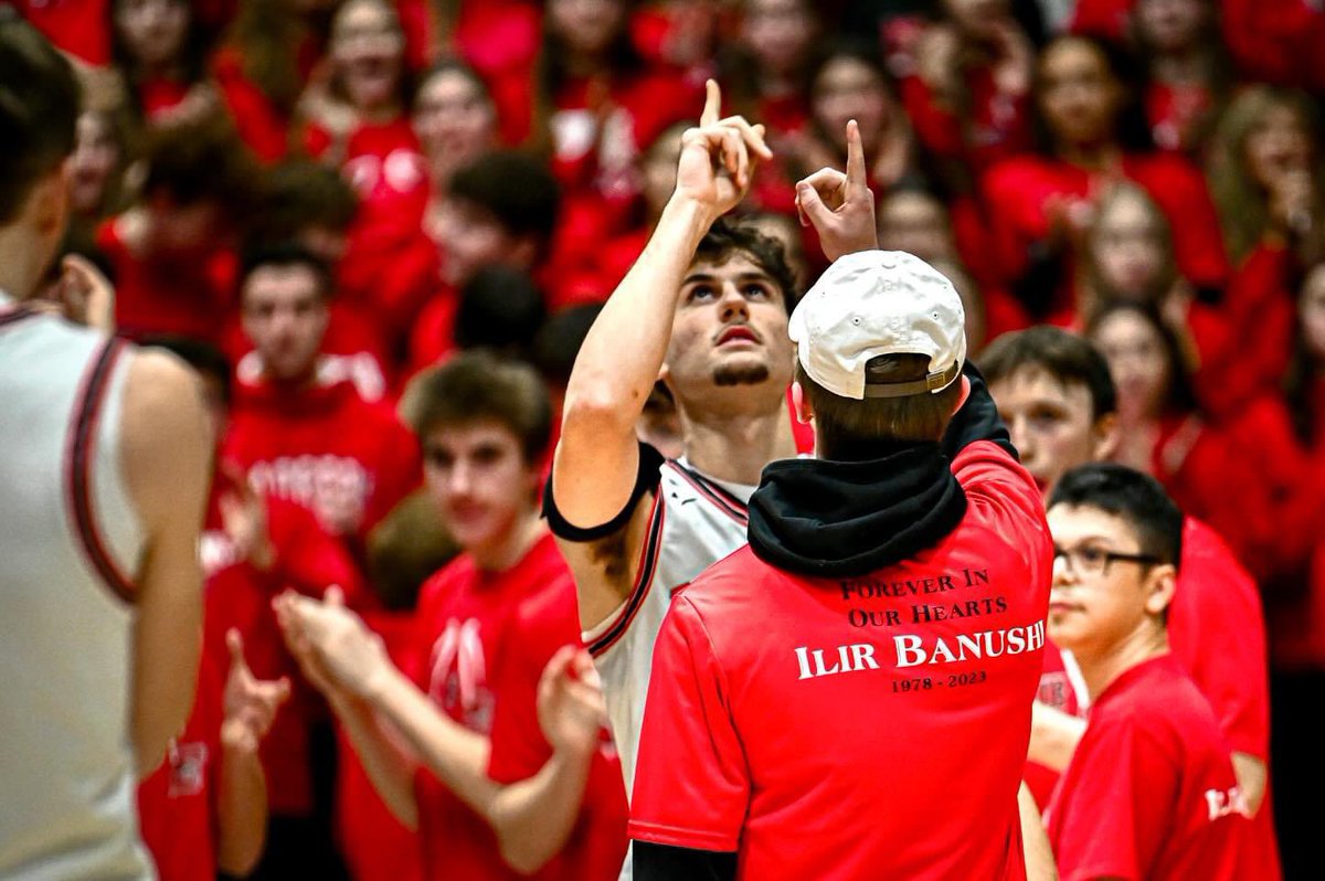 Milton Boys Basketball (@miltonhoops1) on Twitter photo Final from last night:
Milton: 65
Edgerton: 52
Ayden Goll with 26 points. Karson Lueck with 14 and Logan Branch/Laine Twist with 9 each.
Brenon Banushi with 5 points of his own in honor of his late father, Ilir. ❤️
#OnTheHawk🏀
S/O <a href="/MJGouvion/">Michael Gouvion</a> for the great photos last night. Final from last night:
Milton: 65
Edgerton: 52
Ayden Goll with 26 points. Karson Lueck with 14 and Logan Branch/Laine Twist with 9 each.
Brenon Banushi with 5 points of his own in honor of his late father, Ilir. ❤️
#OnTheHawk🏀
S/O <a href="/MJGouvion/">Michael Gouvion</a> for the great photos last night.