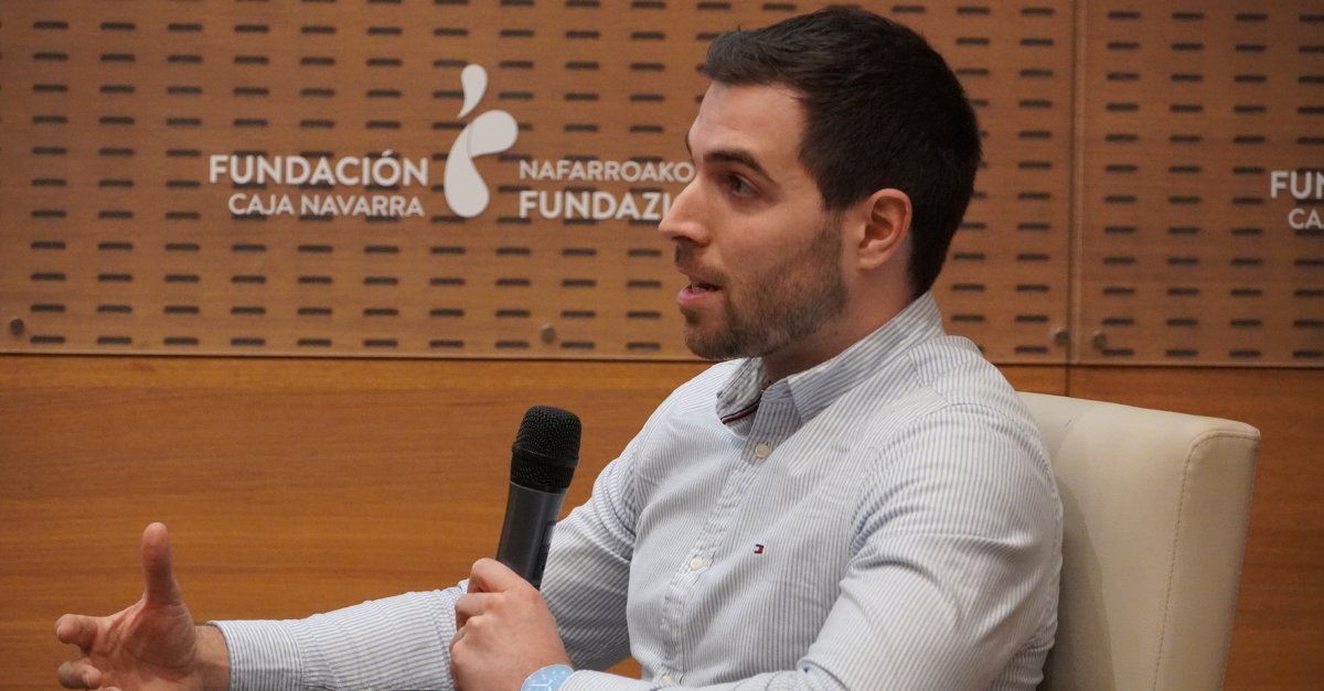 SchneiderES's tweet photo. 💬 El pasado 16 de enero nuestro compañero Sergio Diego, Industry Account Management &amp; UPCELL Spain Leader, partició en el tercer Foro Zirkular, organizado por Navarra Zirkular y centrado en las oportunidades de (cont) https://t.co/4aO9ilK6Jw https://t.co/RFPW4R6R4w