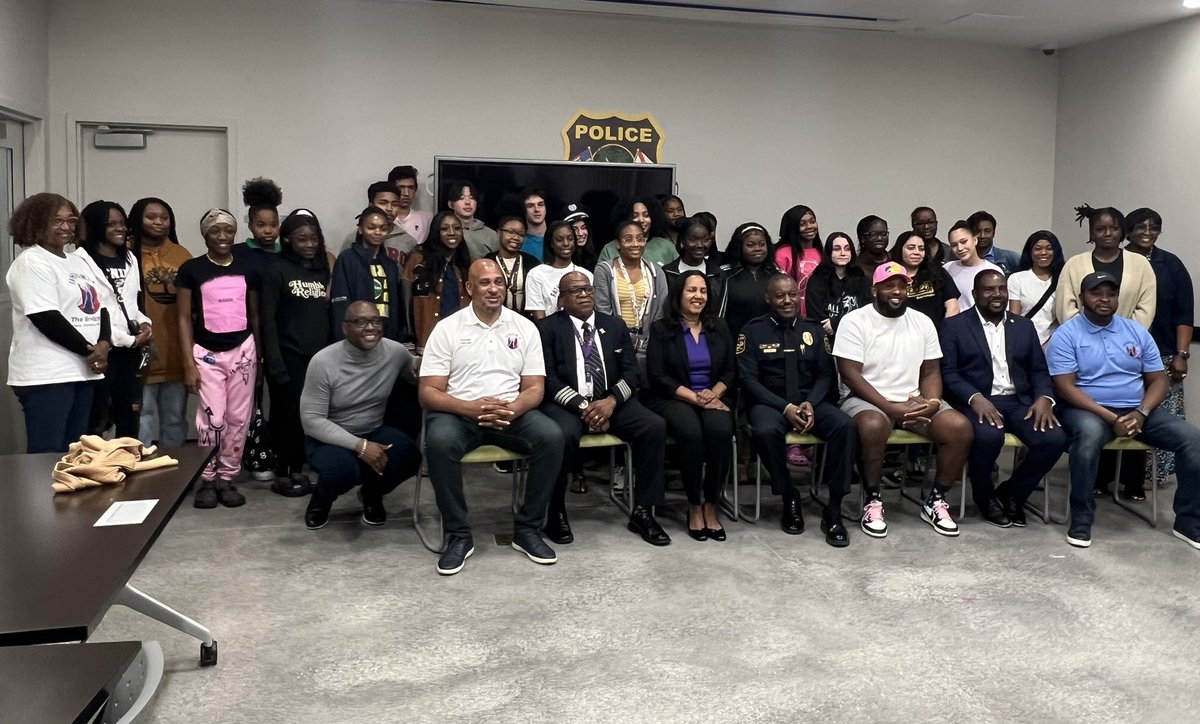 Fathers MIA tweet media