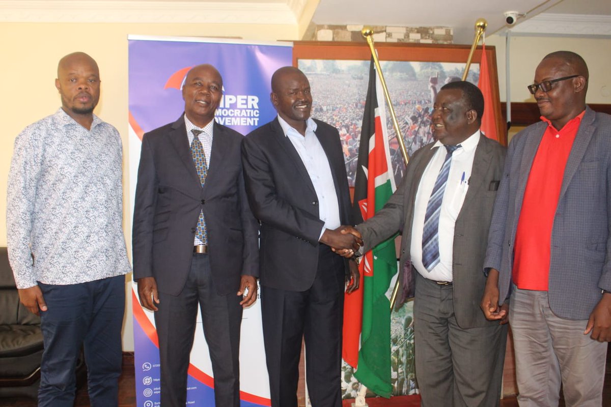 TheWiperParty's tweet photo. Migori County Wiper Democratic Movement (WDM) Co-ordinator Mecha Daniel accompanied by Kuria West Sub-County Coordinator Sammy Chacha &amp; Kuria West MP aspirant James Ginono today paid a courtesy call to WDM Executive Director Eng. Justus Wambutura at Wiper Headquarters, Nairobi. https://t.co/R5yL4YFFlE