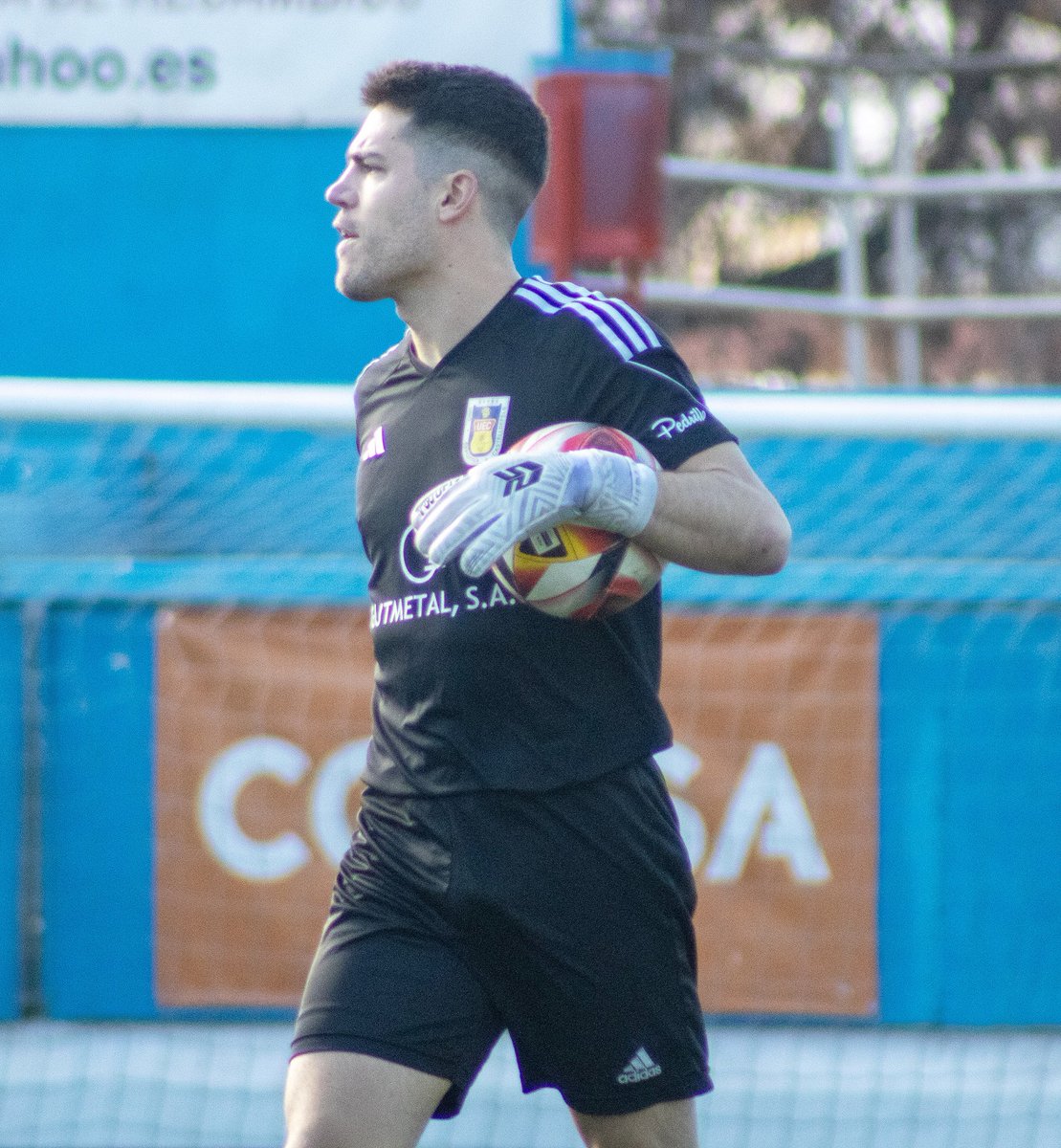 #PrimerEquipUEC | 🟡🔵

🔢 LES DADES de la j17 <a href="/uecastelldefels/">UE Castelldefels</a>

▶️ Totes a tinyurl.com/22dt86z9

🖊️ <a href="/Antonell_1/">Oriol Antonell</a> acaba la primera volta com el jugador groc amb més minuts disputats (1530; tots els possibles)

📸 <a href="/RaulMonje11/">Raúl Monje</a>

#SomHiGrocs #20de3div5 #75aniversariUEC