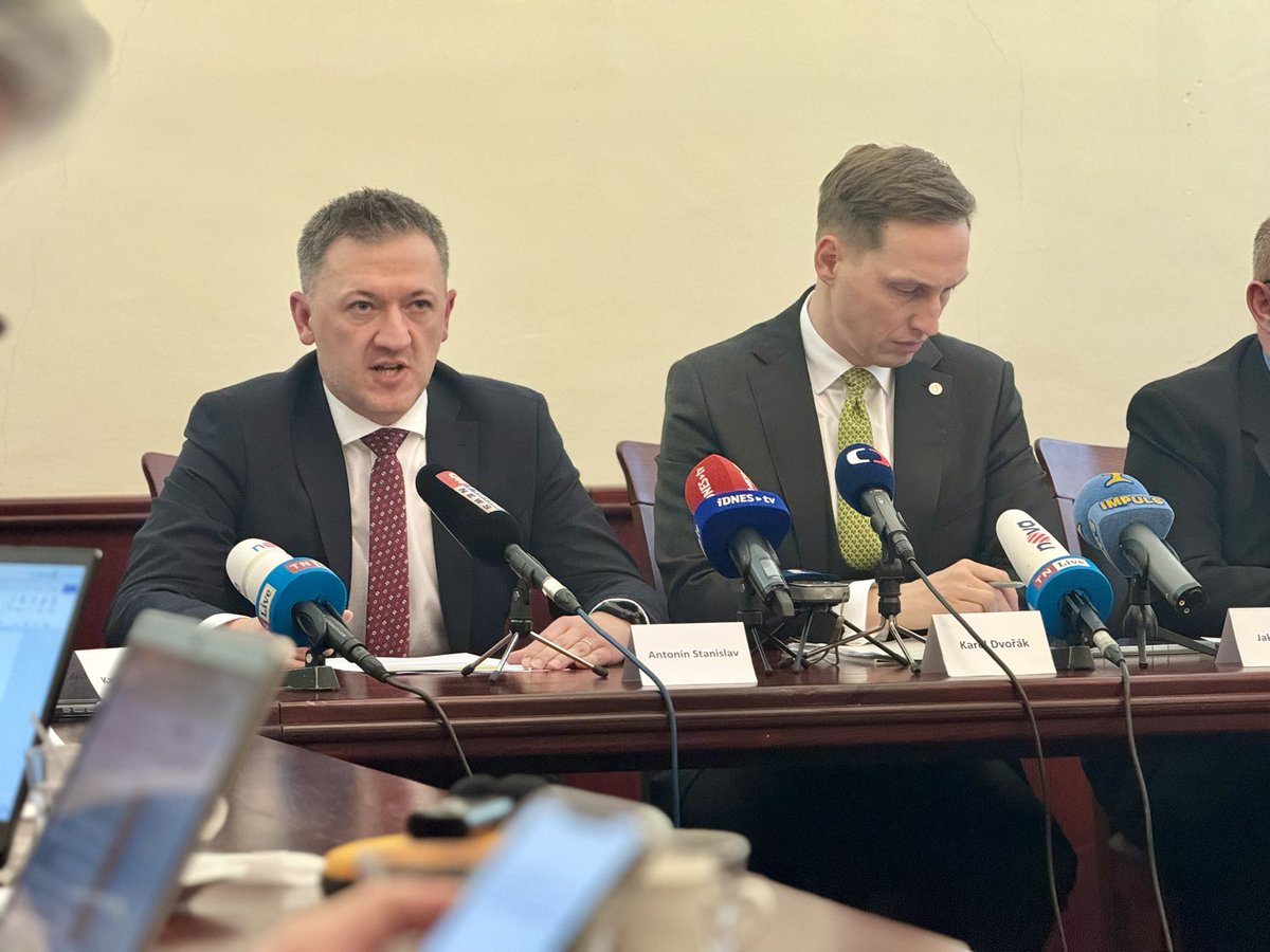 Antonín Stanislav tweet media