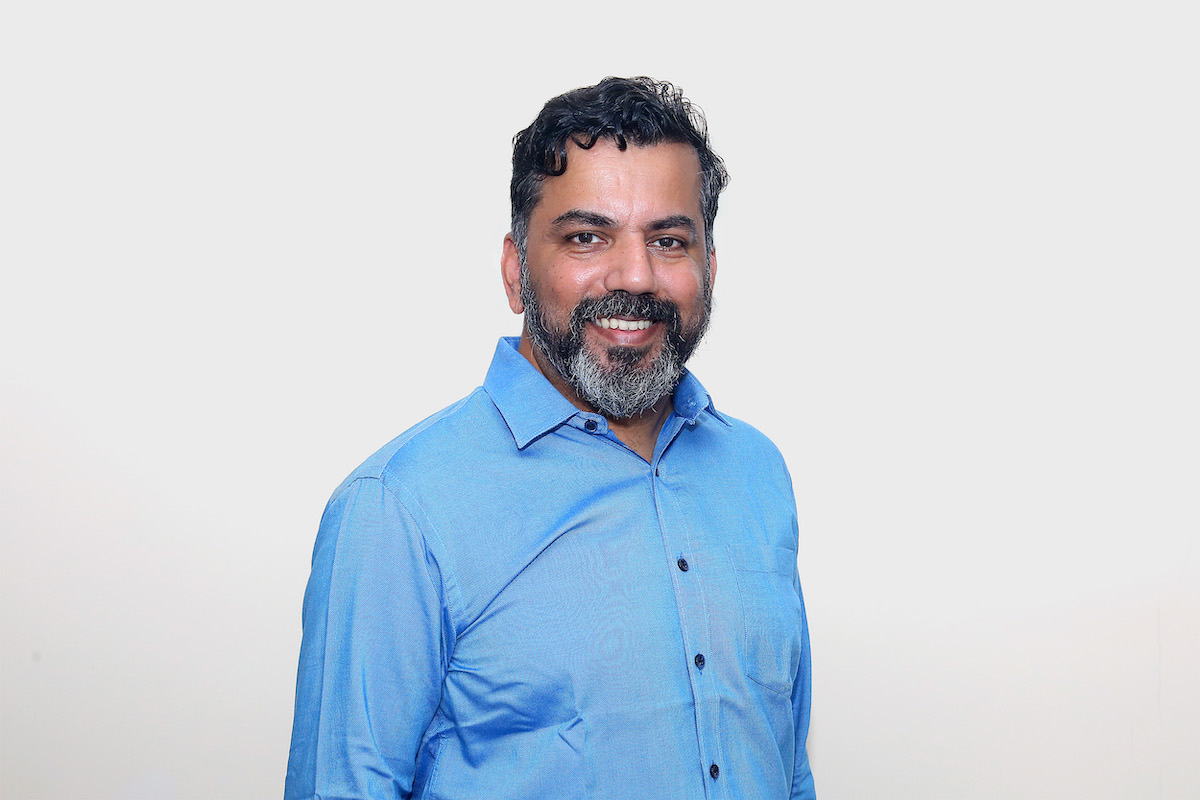 Thalia_IP_Reuse's tweet image. Have you seen the latest article from Sowmyan Rajagopalan in EDA Cafe about the developments shaping the semiconductor industry in 2024?

Read it here now: www10.edacafe.com/blogs/whatwoul…

#semiconductorindustry #semiconductors #IPdesign #IPdesignmigration #2024predictions