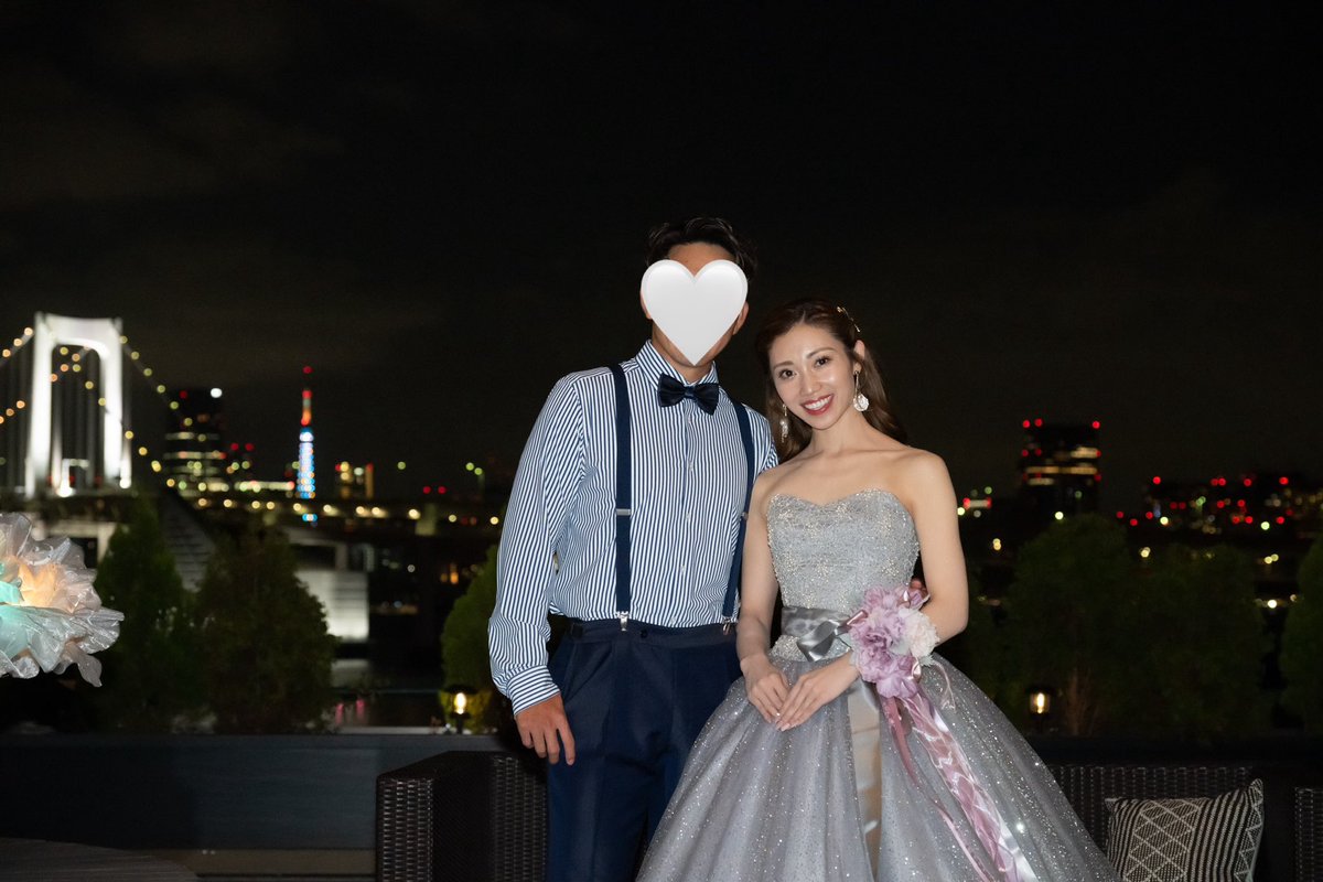 新しい年を迎え、皆様いかがお過ごしですか☺️
ご報告が遅れましたが
一昨年入籍し昨年の夏、大切な家族・友人達に見守られながら挙式を執り行いました🕊️💍
これからも暖かく見守って頂ければ幸いです🤍