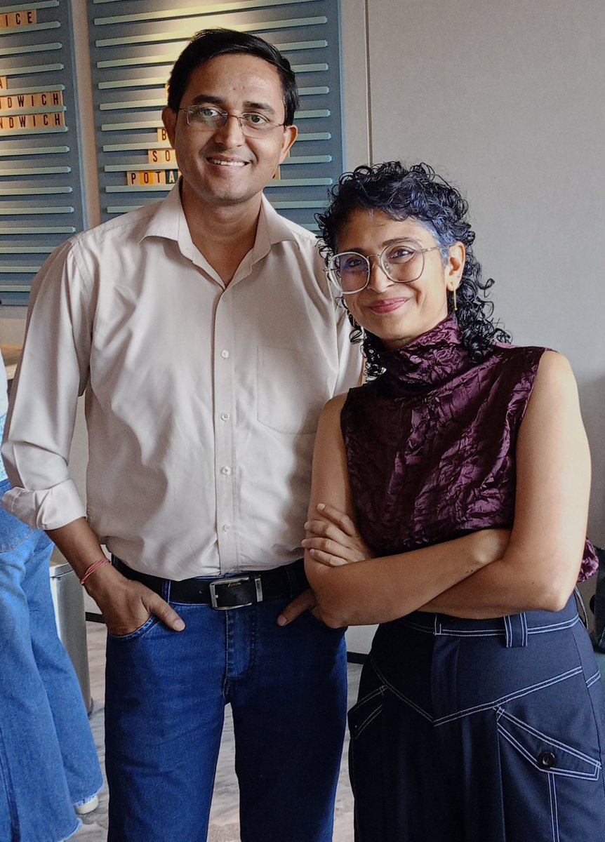 Met #KiranRao today at the trailer launch event of #LaapataaLadies @ Khar West, Mumbai.
#BollywoodTown