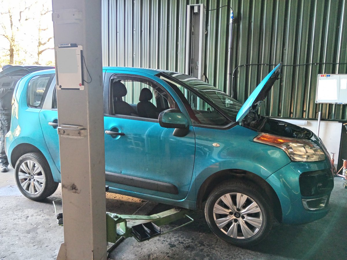 JAC Autos tweet media