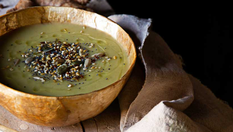 Amb el fred i època post festes ens agrada el menjar calent i saludable. 

Per això proposem una recepta de l'empresa #Benfet! Ona Veggies a base de porro de proximitat 🍲#SomBenfet!

Crema de Porro amb toc especiat 👉onaveggies.com/recepta/crema-…