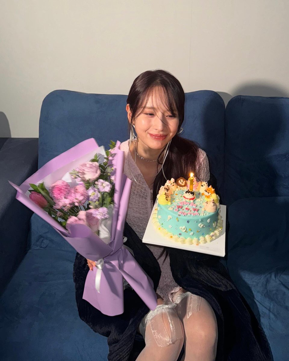 케이크에 소동물들
개큰 눈물ㅠ.ㅠ