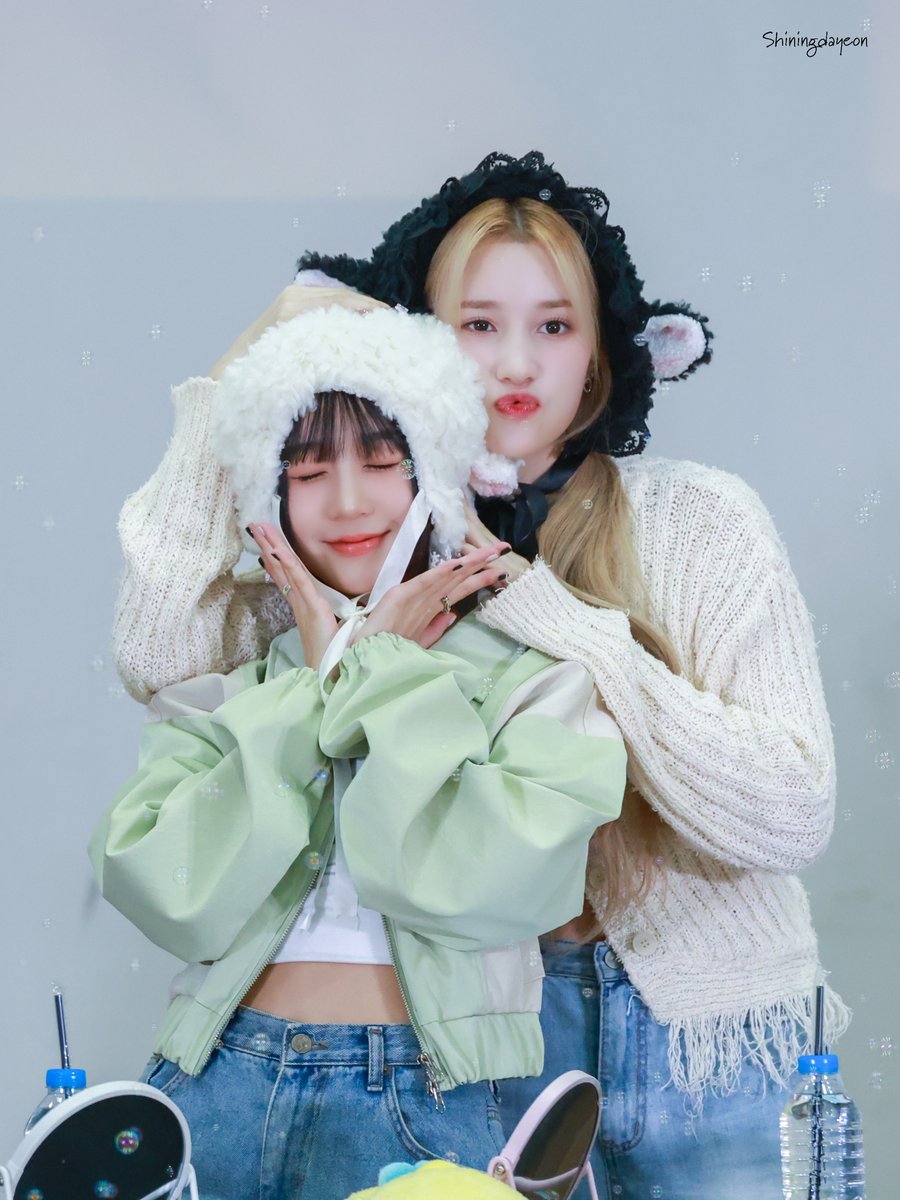 231007 뮤코📷 
귀요미 히히즈🤩
#케플러 #Kep1er #히카루 #江崎ひかる #HIKARU #휴닝바히에 #HUENING_BAHIYYIH #ケプラー