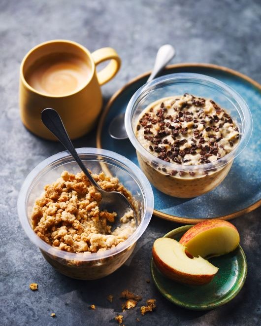 Our Food On The Move Breakfast Overnight Oats are ideal for those busier mornings, and with delicious flavours like Apple Crumble & Salted Caramel, what's not to love? 🤤 #MandSFood #FoodOnTheMove