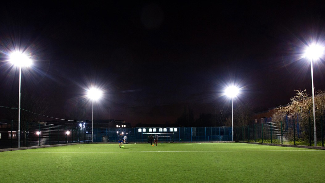 Energy efficiency measures can reduce running costs for organisations involved with small physical activity and sports facilities

Find out how to reduce energy costs for local physical activity and sports facilities: sportengland.org/guidance-and-s…