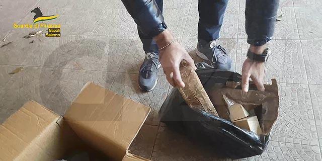 CN24_tv's tweet photo. Coca e hashish spacciata a Scalea, quattro arresti: usavano anche telefonini criptati 👮 QUI ➡ https://t.co/7JqdtDd4DT

#scalea #napoli #salerno #spaccio #traffigo #droga #arresti #cn24 #cn24tv https://t.co/CukYHwn5w3