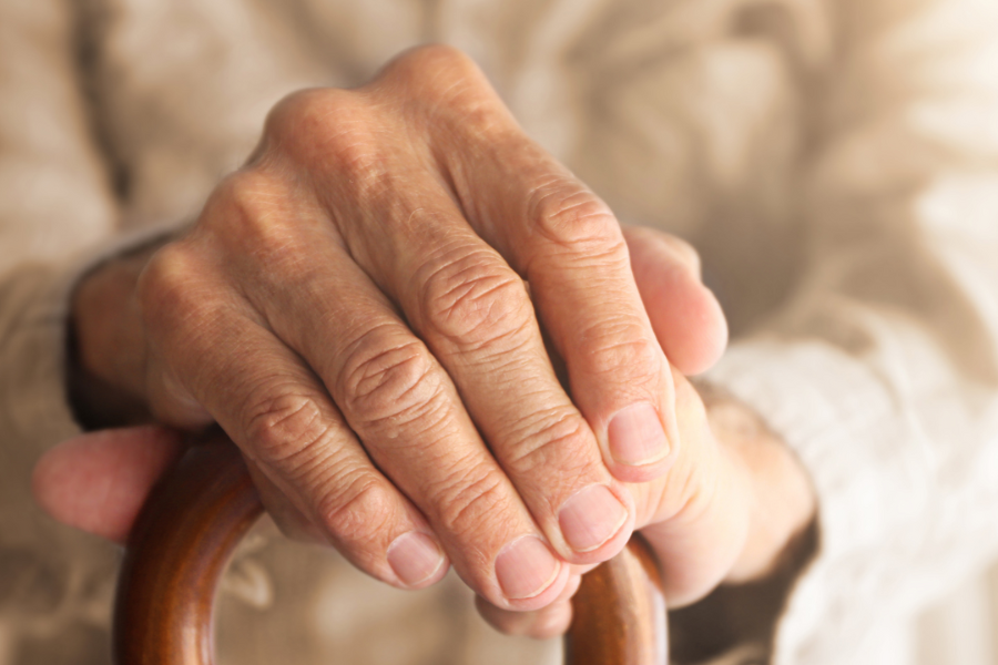 ✍️<a href="/UKMSRegister/">UKMSRegister</a> blog - Late Onset MS 

Newly published research by Sarah Knowles found that MS looks different when it develops in the later stages of life.

Read more about the findings of this study here👉popdatasci.swan.ac.uk/uk-ms-register…

<a href="/mssocietyuk/">MS Society UK</a> #msresearch #lateonsetMS