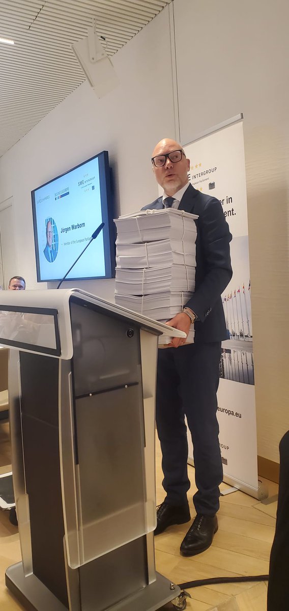 HOTREC_EUROPE's tweet photo. At #SMEintergroup, MEP @jorgenwarborn says: "Prosperity and competitiveness in Europe is hampered by regulatory burdens" while lifting thousand of reporting provisions imposed by the European Commission on SMEs. https://t.co/2Pk0KOFBkP