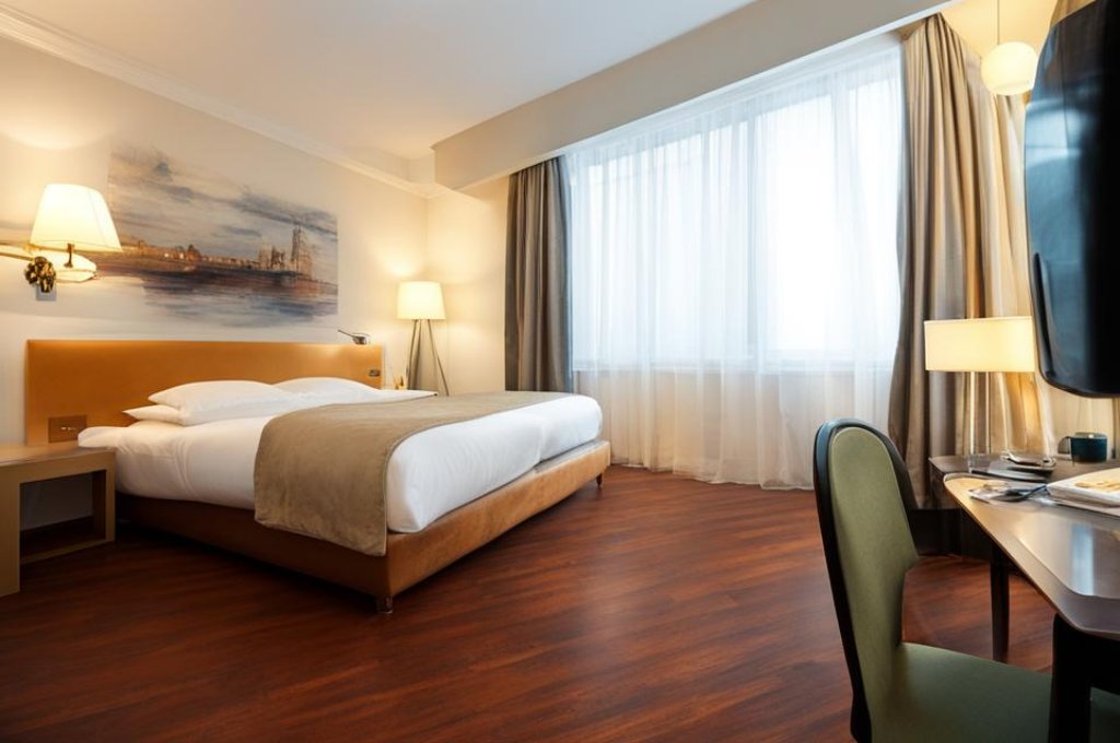 Отель в центре Петербурга – идеальное жилье для тех, кто хочет окунуться в атмосферу исторических достопримечательностей. Уютные номера и близость ко всем главным местам интереса.
#гостиница #отель #Петербург #hotel #minihotel #Peterburg #SaintPetersburg
katalog-rus.ru/job/v10/