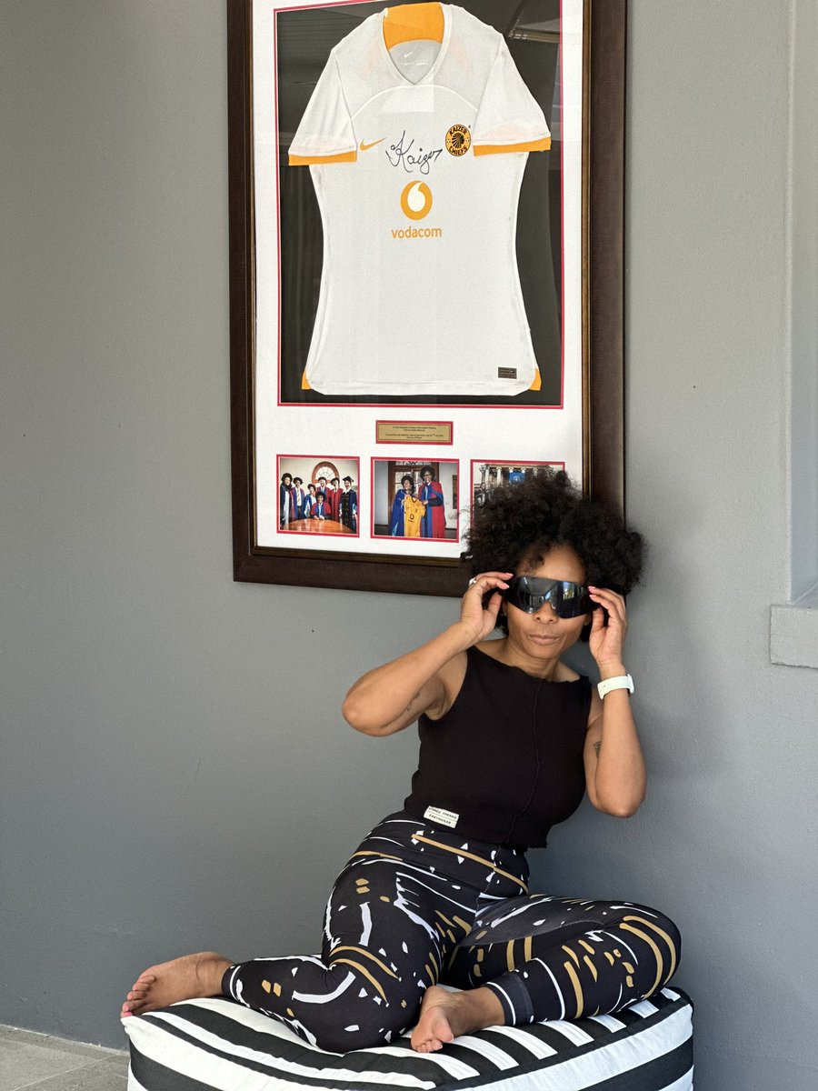 FabAcademic's tweet photo. Yes, I support @KaizerChiefs yes, I am that type that remains loyal✌🏽I also support local business - 90% of my wardrobe is local. Am still looking for locally made shoes & underwear😜. So below, my pants are by @PalesaMokubung  & the crop-top I got many years ago from StonedCherrie & its by @NkhensaniNkosi1 
You’re wondering about the shades? Well, it’s all medical & local. I will explain in my next post later. #BuyLocal #supportlocal