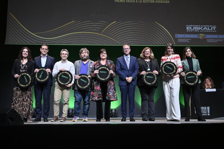 🏆 ¡Seis organizaciones vascas han resultado ganadoras en el 𝗤𝘂𝗮𝗹𝗶𝘁𝘆 𝗜𝗻𝗻𝗼𝘃𝗮𝘁𝗶𝗼𝗻 𝗔𝘄𝗮𝗿𝗱 𝟮𝟬𝟮𝟯!

🥇 @Zunibal_SL, @ormazabalglobal, @MondragonTA, #ZolaSistemas, @ludusglobal, y Diputación Foral de @Bizkaia son las seis entidades vascas ganadoras del Premio
