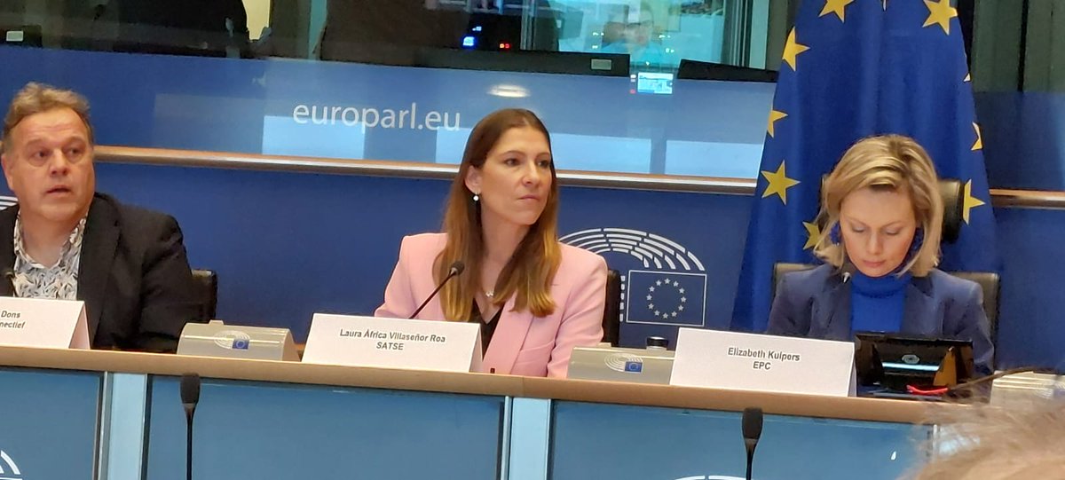 Sindicato_SATSE's tweet image. Participamos en la reunión en el Parlamento Europeo 🇪🇺 para reclamar mejores condiciones laborales para enfermeras y fisioterapeutas

Seguimos informando

#FaltanMiles #Derechos #EUHealthUnion #InvestInPublicServices #SocialEurope #EU2023 @Europarl_EN @CESIunions