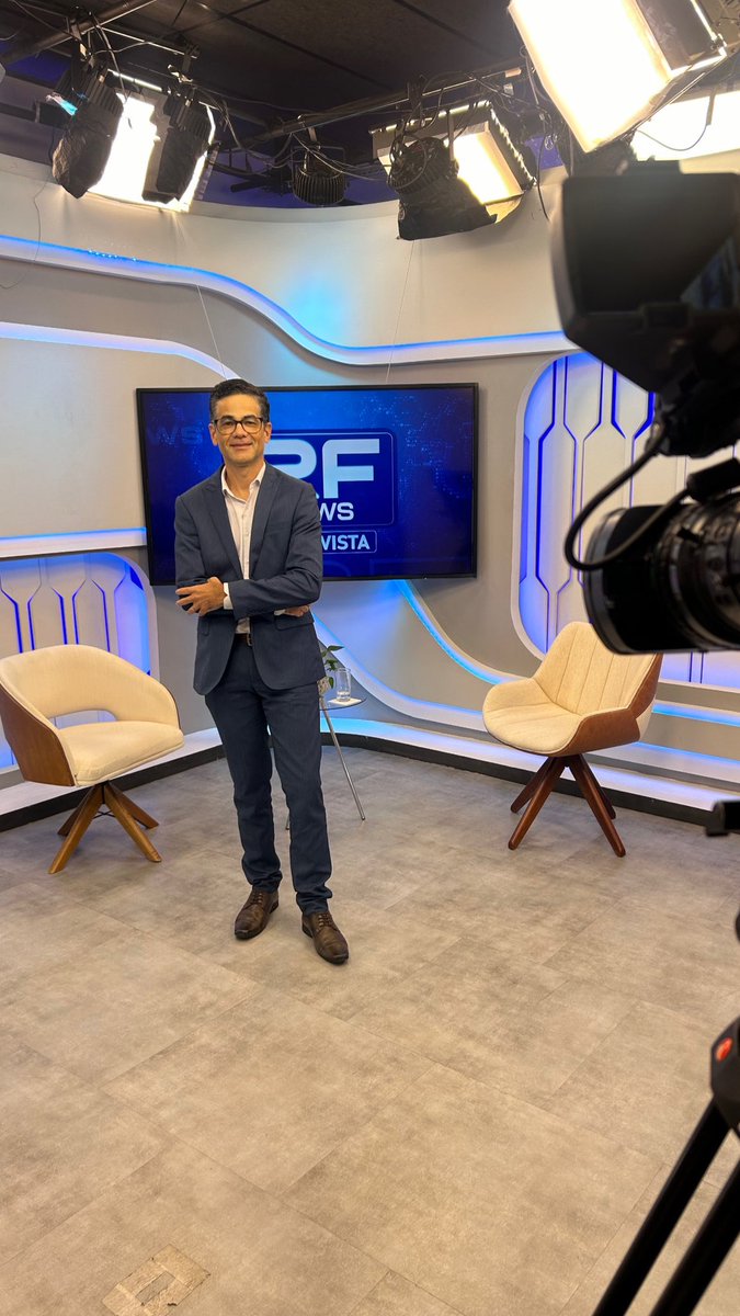 WASHINGTONSUM's tweet photo. Tarde de entrevista sobre a @aciassumare, onde tive a oportunidade de demonstrar SEUS DESAFIOS, perspectivas da economia e a sua importância para a cidade de Sumaré.Obrigado a toda a equipe da @rftvoficial  e também a @impauta e @ivonemoreira.jornalista pelo excelente trabalho. https://t.co/xPitdPpABE