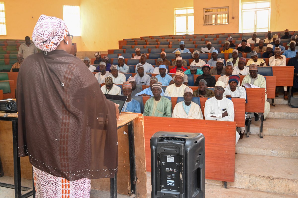 nirsalconnect's tweet photo. An FG/AfDB-supported Wheat project is underway in Jigawa State. We are providing project management training to the over 40,000 farmers enrolled through their cluster leaders &amp; extension agents. Classroom sessions of the training were conducted in Dutse, Hadejia, Ringim &amp; Kazaure https://t.co/AjOWtY8Mtw