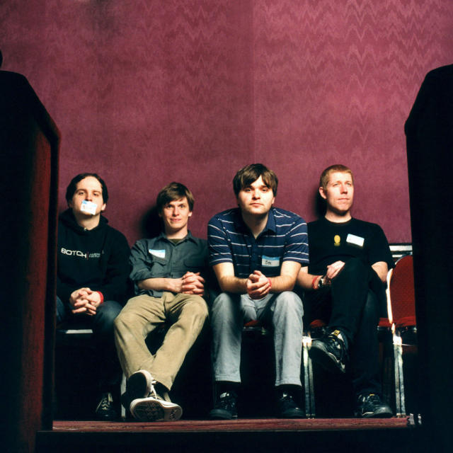 elsotaescala's tweet image. #bersions
612.- #CarSeatHeadrest "We Looked Like Giants" -2023- (#BenGibbard, #NickHarmer, #JasonMcGerr, #ChrisWalla) #DeathCabForCutie -2003-
youtu.be/SkSewZhqXG8