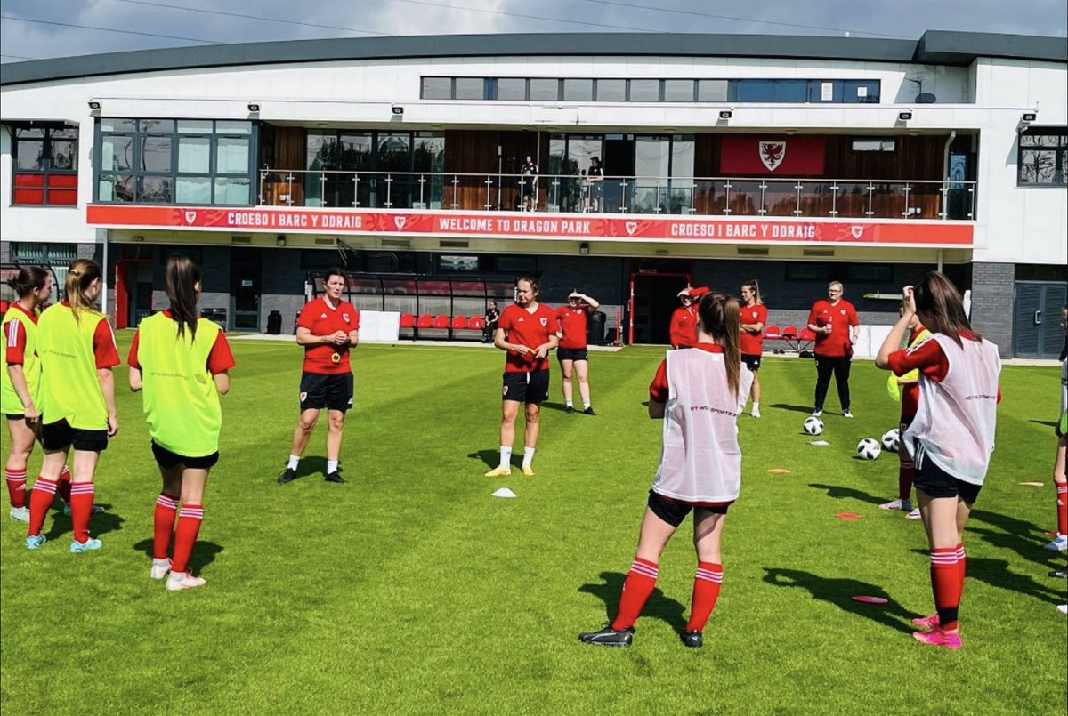 Still time left to book on @FAWCoachEd Female Only UEFA C Licence Intensive Course starting March 2024. The course is for all female players/coaches interested /involved with coaching or wanting to access a UEFA B Licence in the future, click here for more fawcourses.com/products/femal…