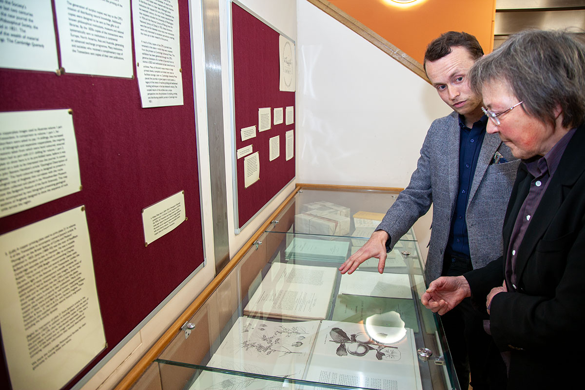 CamPhilSoc's tweet photo. CPS Vice-President Dr Claire Barlow with Dr Edwin Rose @EdwinRose3 @CambridgeHPS discussing exhibits from the new Whipple Library @hpslib exhibition '200 Years of Scientific Publishing at the Cambridge Philosophical Society' which opened on Monday 22nd January. 

Read more: https://t.co/tRadkHkvzj