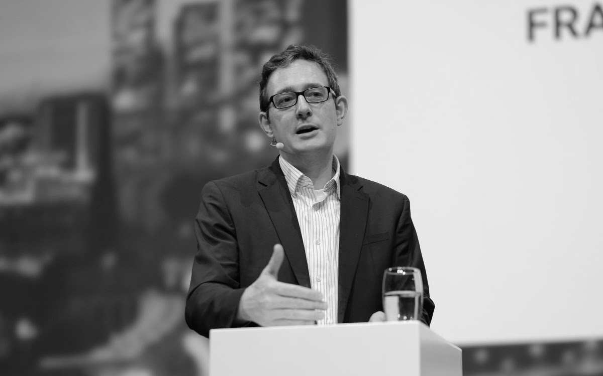 Kaze_A_Onguene's tweet image. Very sad to learn the passing of Professor Philipp Sander. Was a pleasure to attend his lectures and workshops at the @FrankfurtSchool Thanks a lot for the teaching.  @DDA_GmbH #Iconiqlab #startup #accelerator

Thanks a lot @FrankfurtSchool for informing us "It was with great…