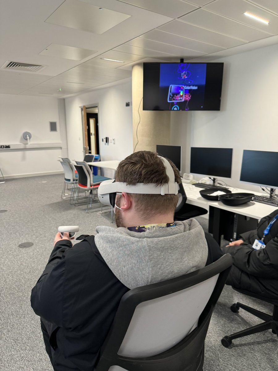 Taster day for college students. The station with <a href="/openbrushapp/">Open Brush</a> was very popular. It became really interesting when students were given tasks. This one is: “draw your dream.” 🤣  #arttherapy