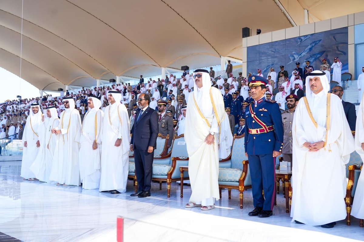 sntvnews1's tweet photo. President @HassanSMohamud and the Emir of #Qatar, Sheikh Tamim bin Hamad Al-Thani, attended the graduation ceremony of 116 officers from Qatar, #Somalia, and #Jordan who graduated from the Zaeem Mohammed Bin Abdullah Al Attiyah Air Academy at Al Udeid Air Base on Tuesday. Abdullahi Hussein Hassan was among the 12 outstanding graduates who were honored.