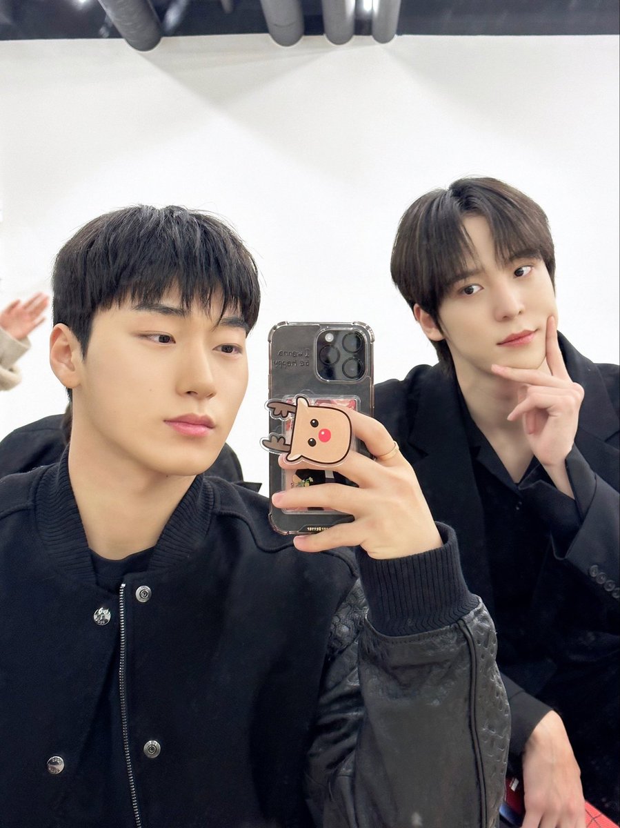yunsan love space ♡ tweet media