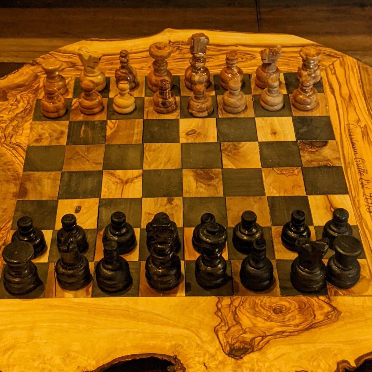 Beautiful wood chess set spotted at CrossTown Grille in Peachtree, Georgia. Have you ever run into a nice set by surprise? Cheers to the little things that make us smile. 

#chess #chessset #travel #checkmate #boardgames #georgia