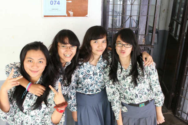 Beneran pengen pake seragam lg hahaha yang setuju RT #waktusma