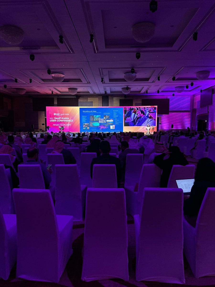 xrh_v's tweet image. مؤتمر مستخدمي ESRI في السعودية 🇸🇦

 #Esri #EsriSaudiArabia #GISCommunity #GIS #GeospatialInnovation #GIS #ArcGIS #userconference