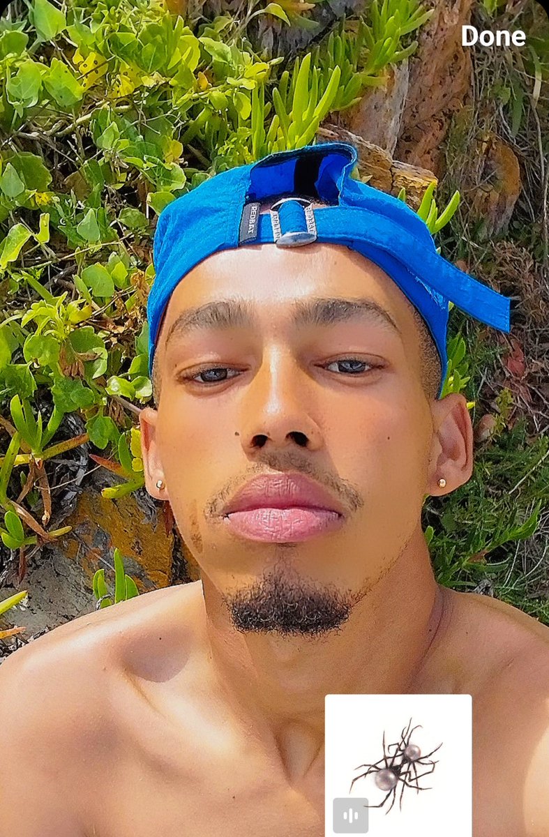 RonaldoTerblan1's tweet photo. Fall om ya knees 🥵💧 https://t.co/1S3UGcQO7u