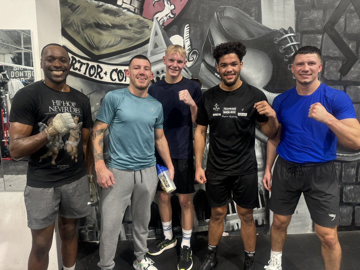 Team ShoeBox (@team_shoebox) on Twitter photo 