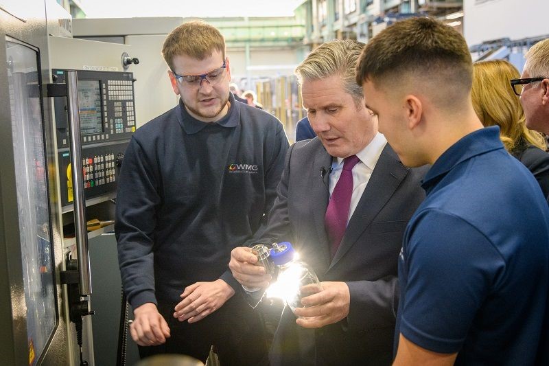 Labour leader Keir Starmer paid a visit to WMG’s International Manufacturing Centre last week. Pictured in front of an XYZ 500 LR with the students from the University of Warwick. Ranked as one of the best universities in the world. #xyzmachinetools #xyz500lr #warwickuniversity