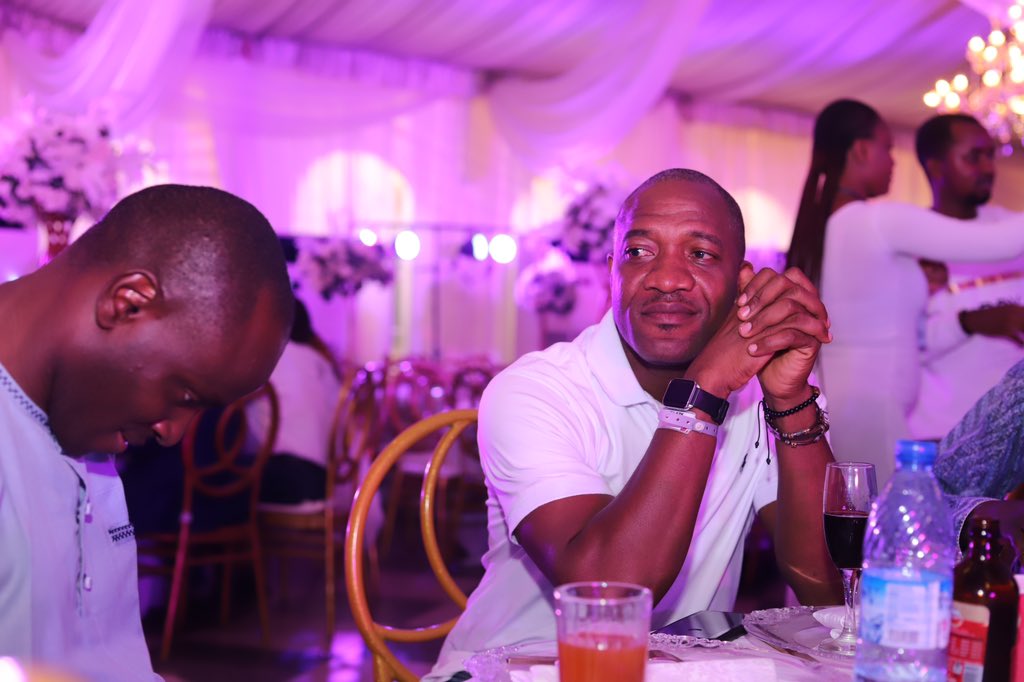 HallmarkFinltd's tweet photo. Tag a teammate who made the party special and tag a friend you know in the pictures๐๐๐.
#newyearparty #chigroup #hallmarkfinance #memoriestocherish https://t.co/F4Km32s45s