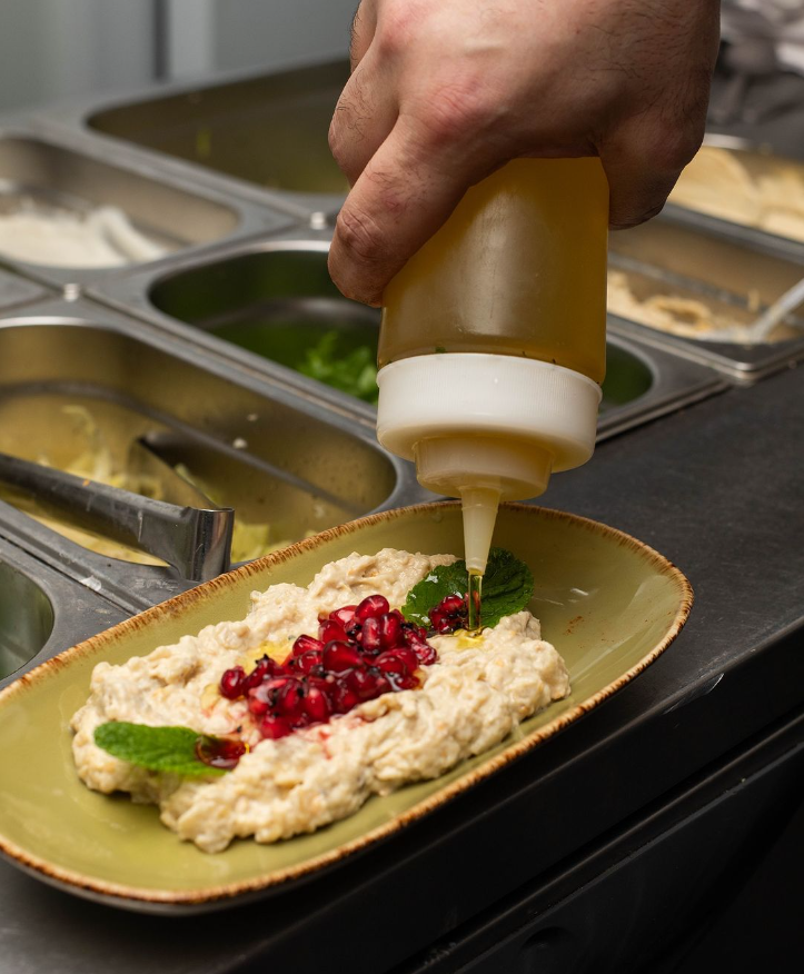 lovewimbledon's tweet photo. Start your wellness journey with a selection of nourishing meals in #Wimbledon!🥗

Promote a well-rounded diet and a  healthy start to the year. Whether you’re after a quick snack or conversational meal, there’s a healthy option for you!

https://t.co/iv11egmL0o https://t.co/hoepU7vIyn