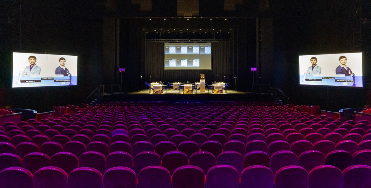 We are ready! A full day of chess ahead in the AFAS Circus Theatre in Scheveningen. Watch your favorite grandmasters play live in the big hall♟️, or watch the live commentary with IM Robert Ris and IM Stefan Kuipers in the foyer. 🗣️

Register your visit beforehand 👉