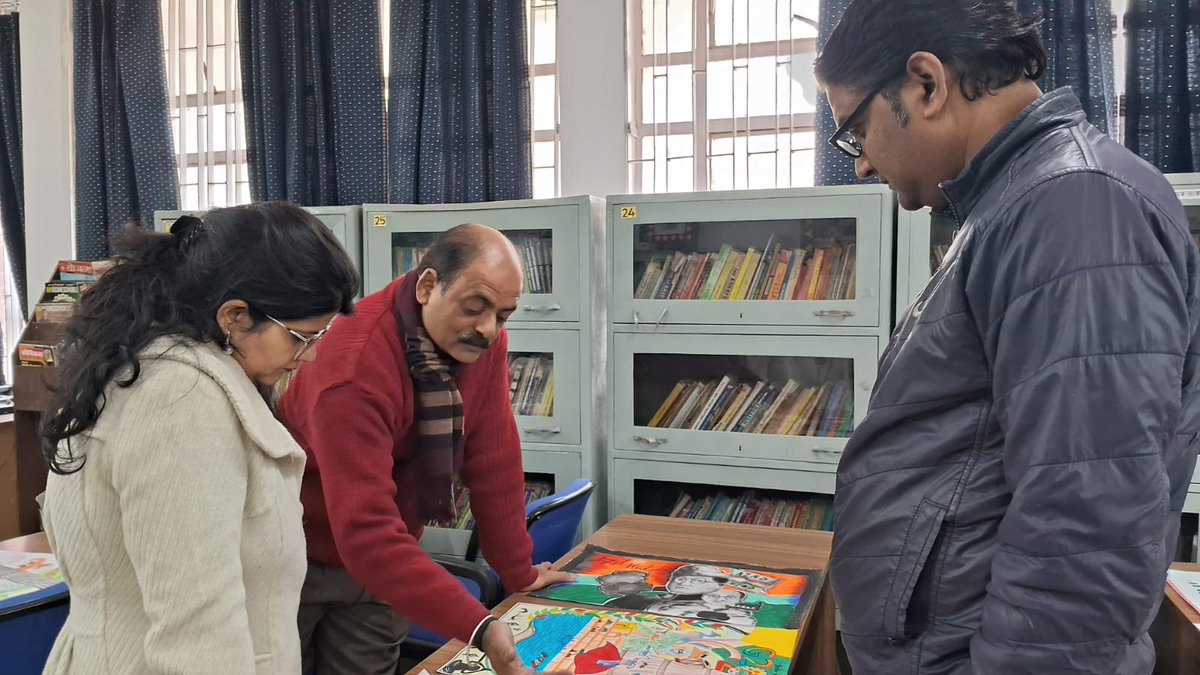 kvgomtinagar's tweet photo. Evaluation by Respected Judges of Drawing Competition on #PPC2024 @KVS_HQ @DeputyKvs https://t.co/wYFLGXcESD
