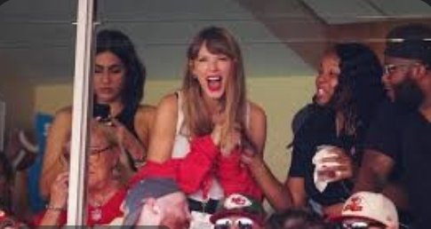 Chicago1Ray's tweet image. Who else wants Baltimore to beat the shit outta the Chiefs so we don't gotta fucken look at Taylor Swift in the Super Bowl 👇