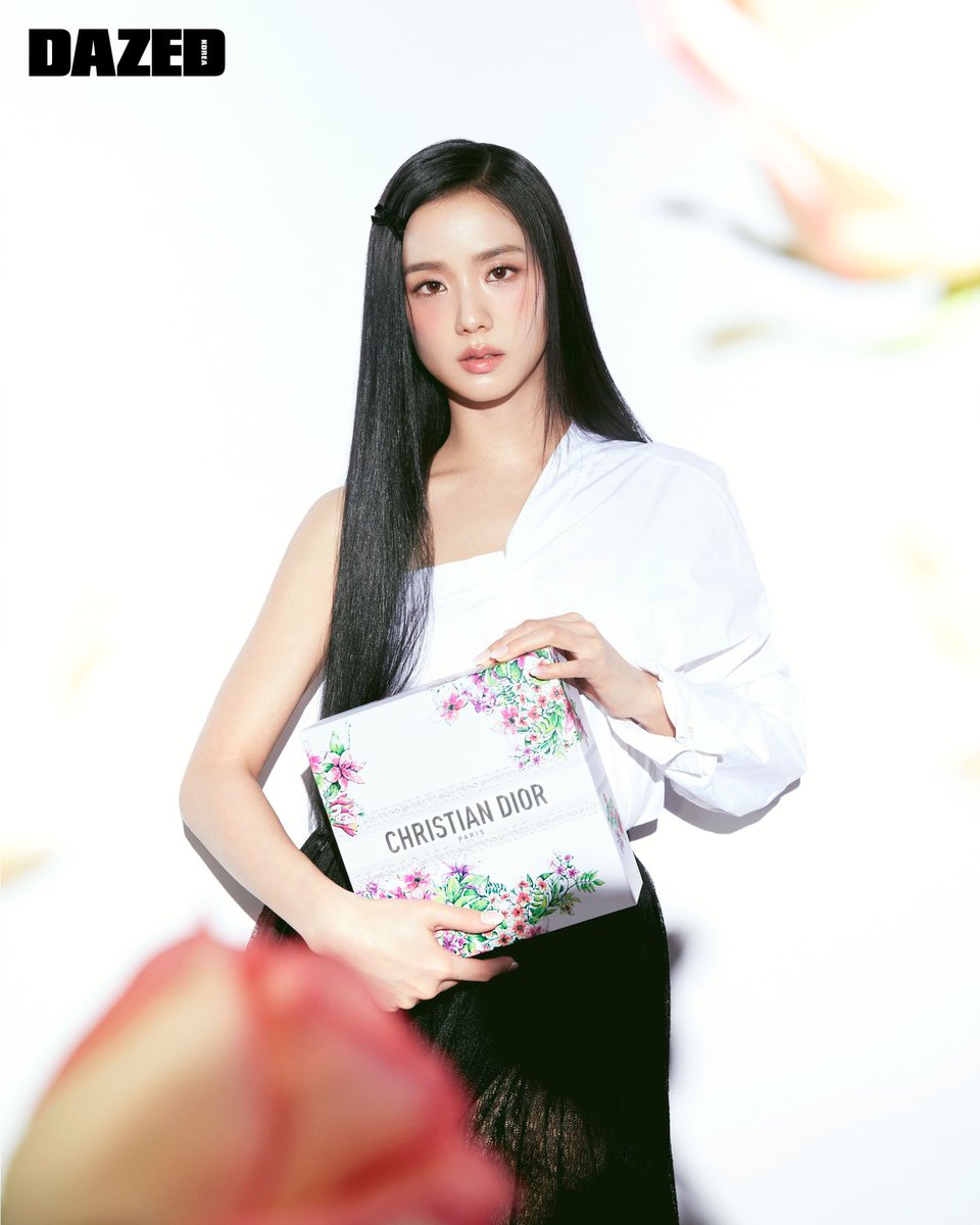 portalblackpink's tweet photo. 📸 O VISUAL!! #JISOO está impecável em novas fotos para a revista Dazed Korea.

#지수 #BLACKPINK https://t.co/WSCobbiaMn
