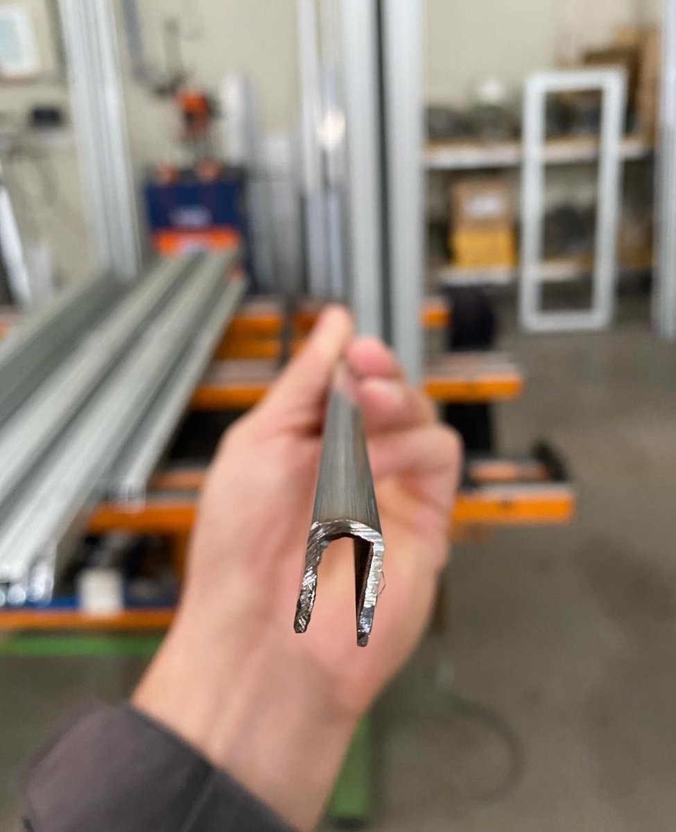 Alucansa tweet media