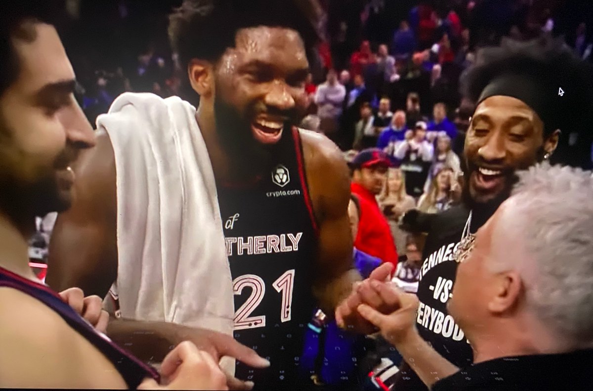 DoubleTap tweet media