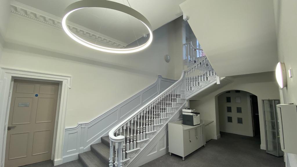 BurleyBrowne's tweet image. Impressive Grade II Listed building providing two refurbished office suites available TO LET.  Stowe House, Netherstowe #Lichfield - Suite 1 provides 6,250 sq ft and Suite 3 provides 1,302 sq ft.#LEDLighting #PerimeterTrunking #Carpeting #EVChargingPoints #AmpleParking #NewLease