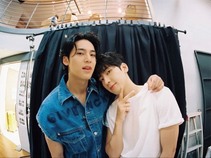 bearvboy's tweet image. ⠀

Say meow!

⠀