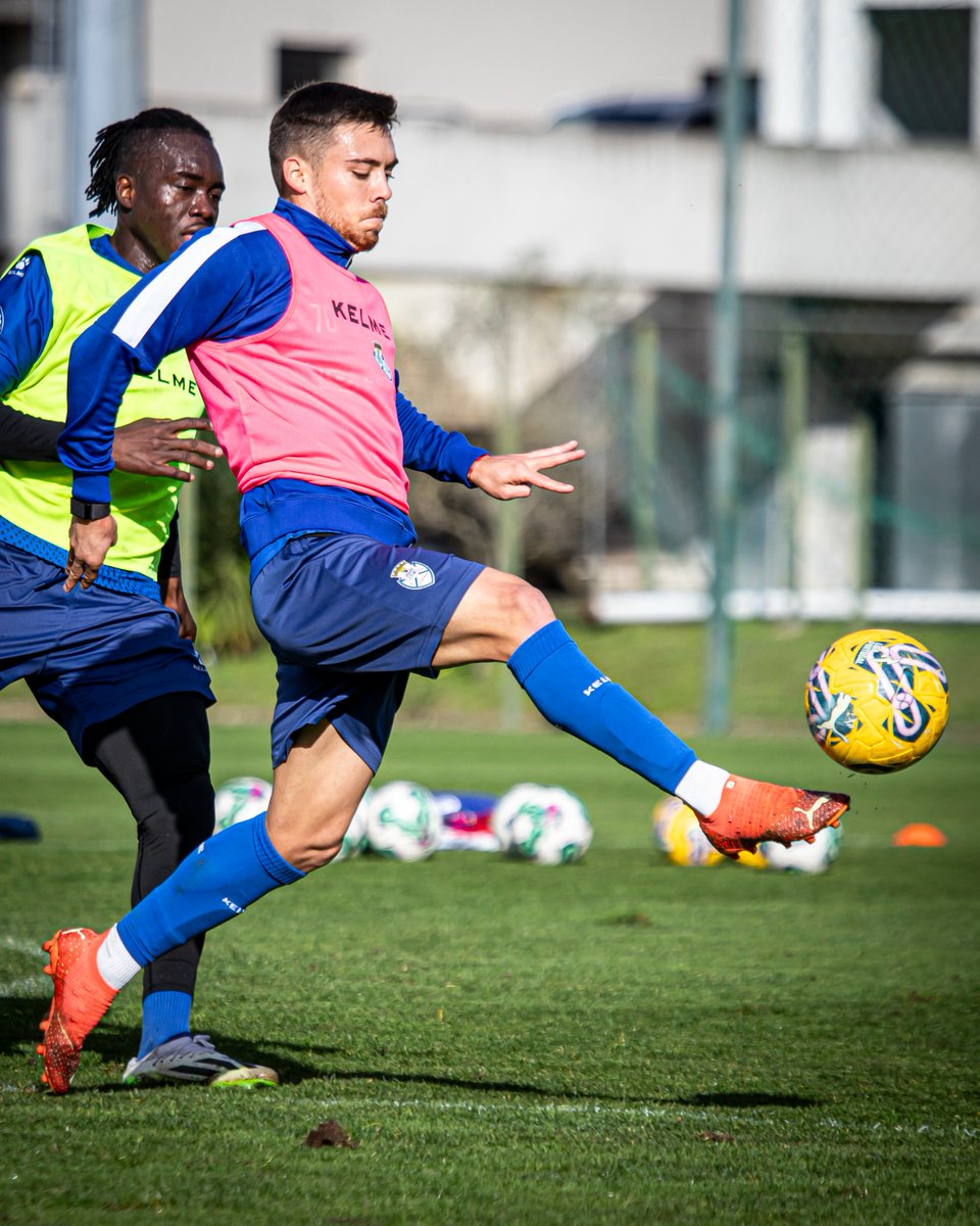 cdfeirensesad's tweet photo. Treinar a πΈπππΈ πβππΌβπππ»πΈπ»πΌ β‘
#FCPCDF #OrgulhoDaBilla https://t.co/QcIa0hW71F