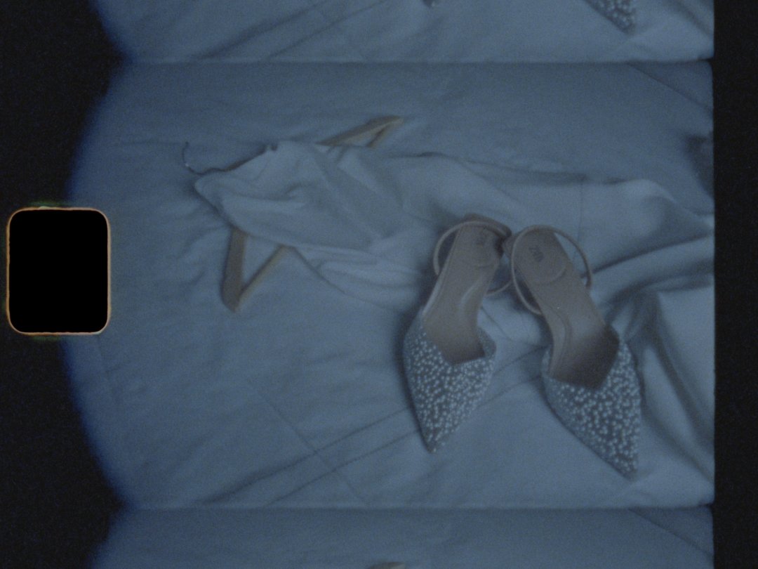 FrameDiscreet's tweet image. The beauty of Super8mm film...

Cinematography by Inna Yasinska innayas

Film scans by Frame Discreet framediscreet.com
Timed &amp;amp; Flat versions

Questions about filmmaking, film scanning, film in general?
infoframediscreet.com
416-901-5332